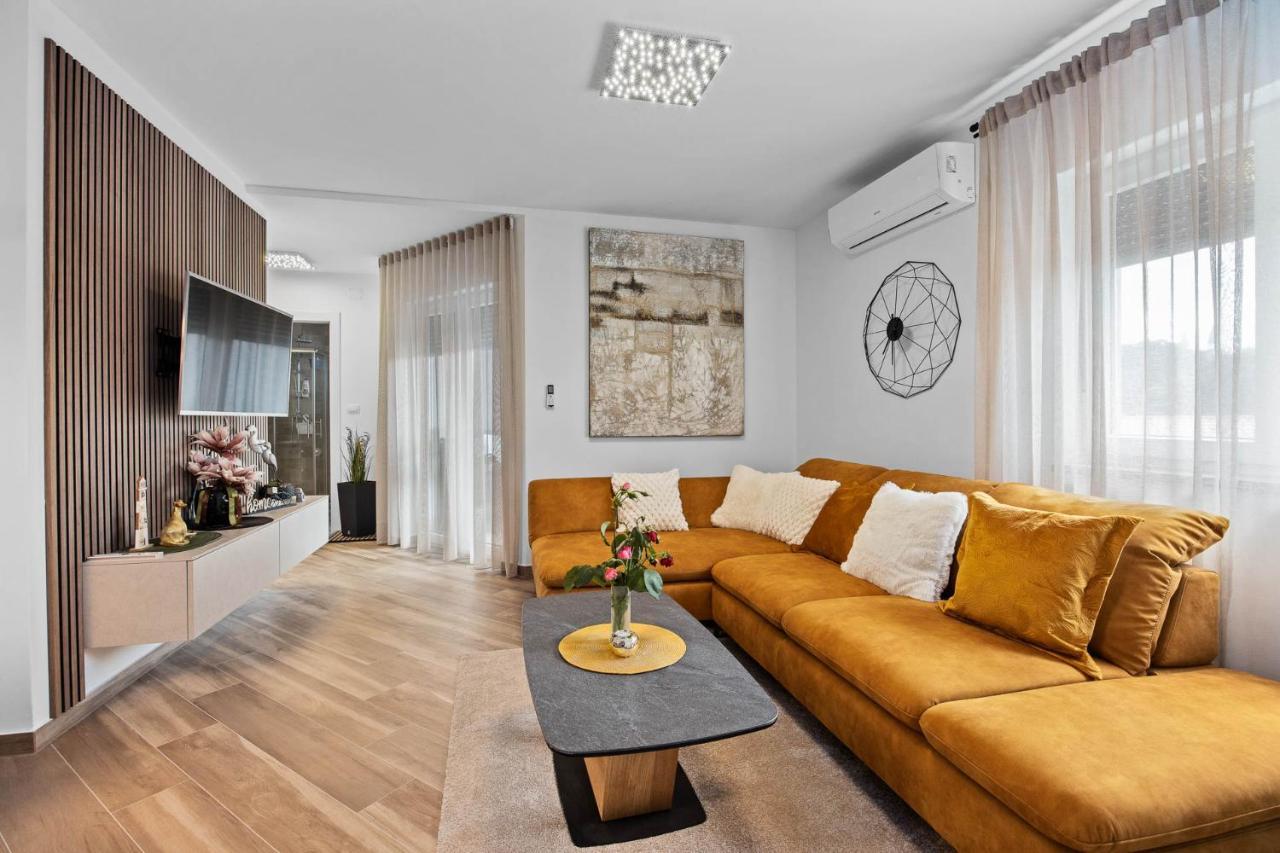 Apartment Leone Medulin Eksteriør billede