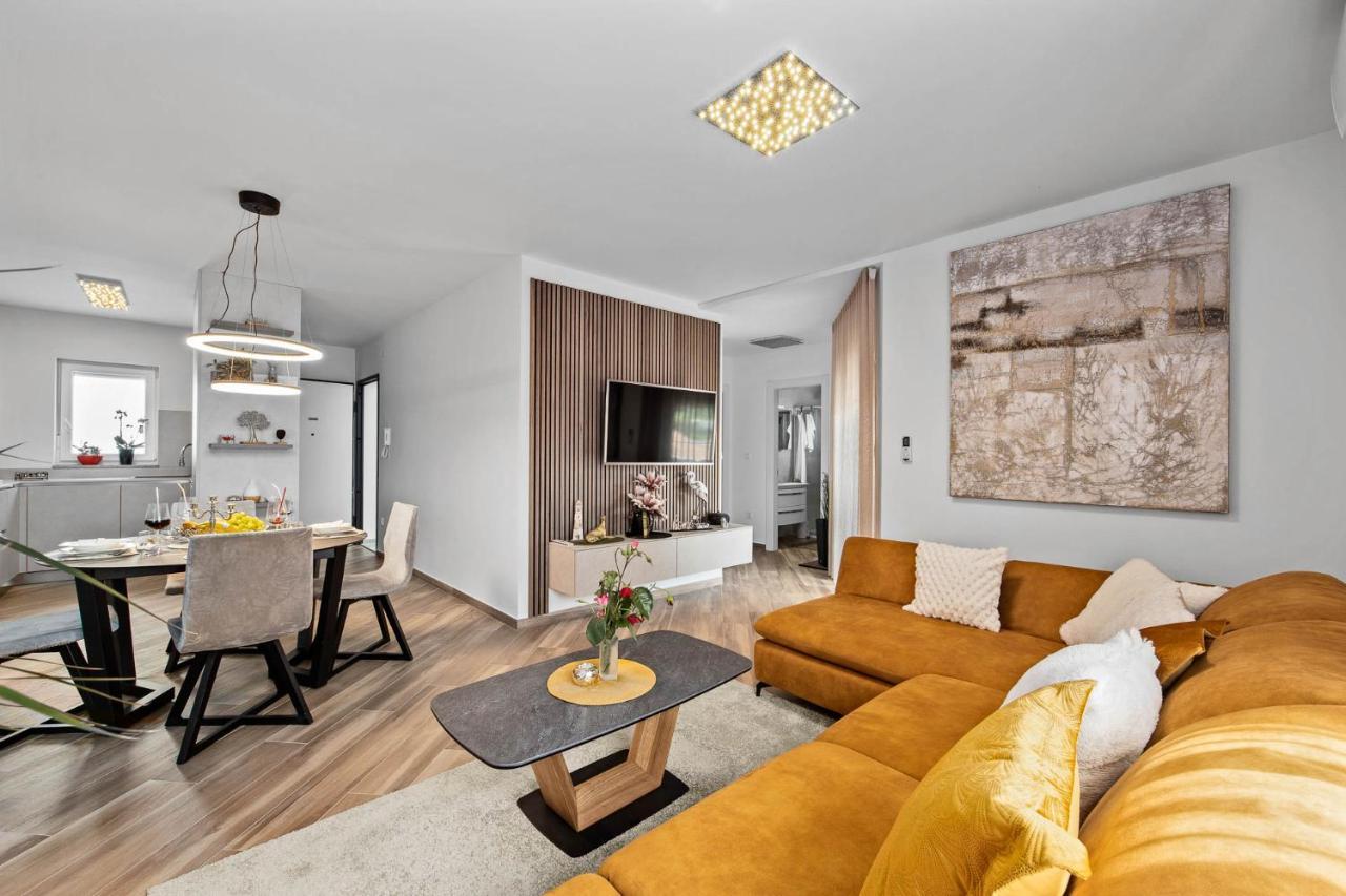 Apartment Leone Medulin Eksteriør billede